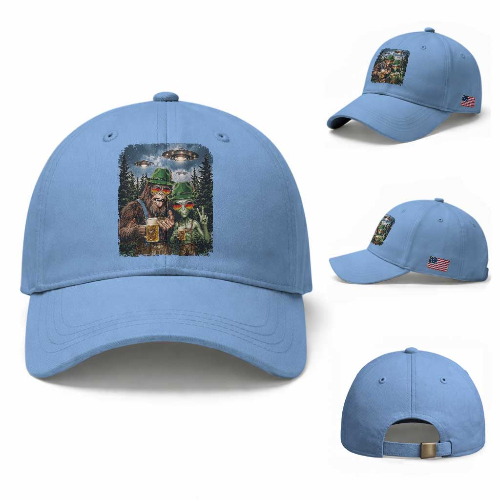 Funny Bigfoot Alien Oktoberfest Baseball Cap Selfie Beer Party German Lederhosen UFO Gift