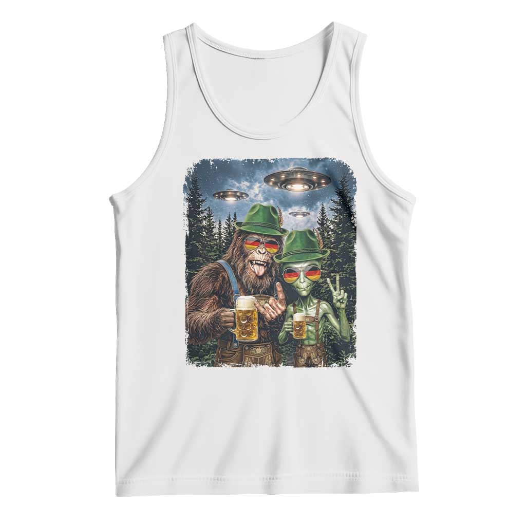 Funny Bigfoot Alien Oktoberfest Tank Top Selfie Beer Party German Lederhosen UFO Gift