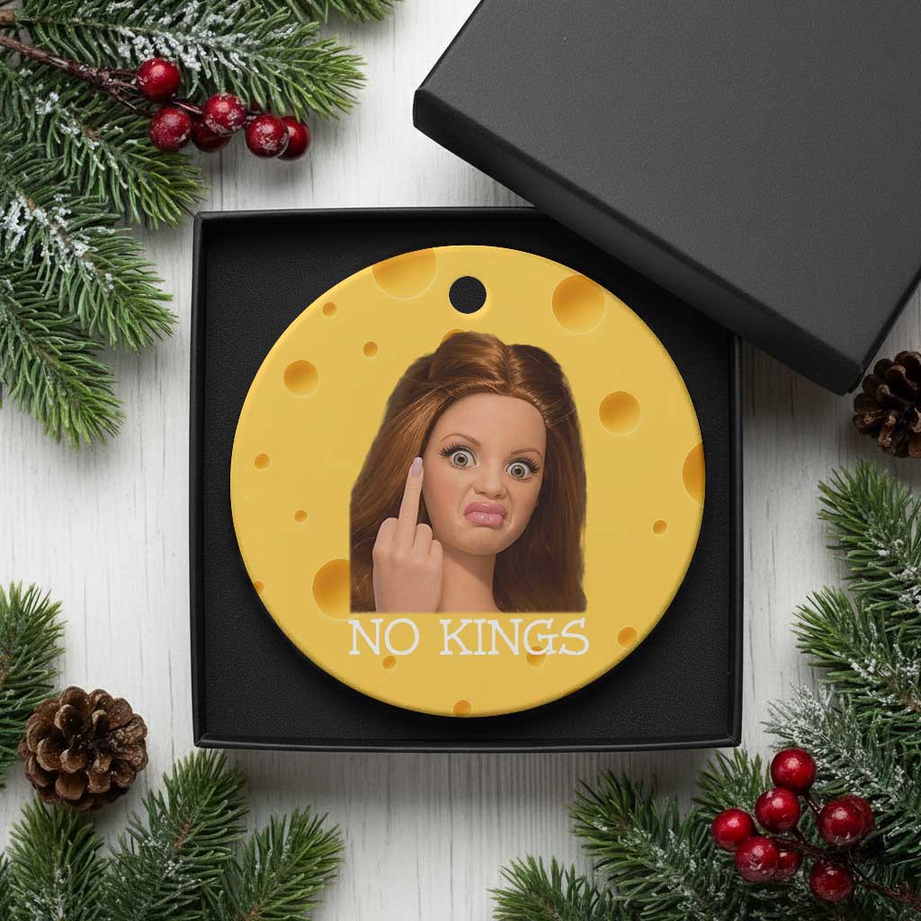 No Kings Ceramic Ornament Funny Disgusted Doll Face Meme TS12 1pc Yellow Cheese Print Your Wear