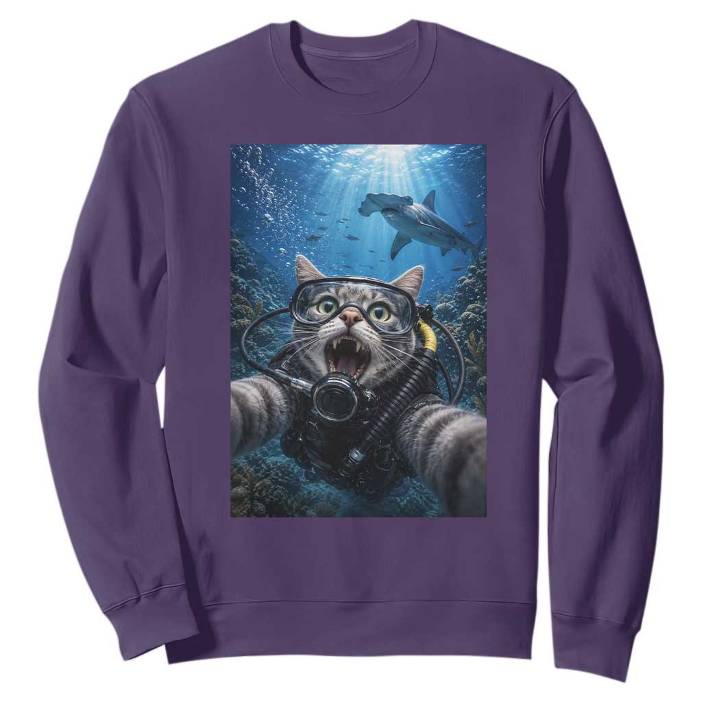 Funny Scuba Diving Cat Selfie With Hammerhead Shark Sweatshirt