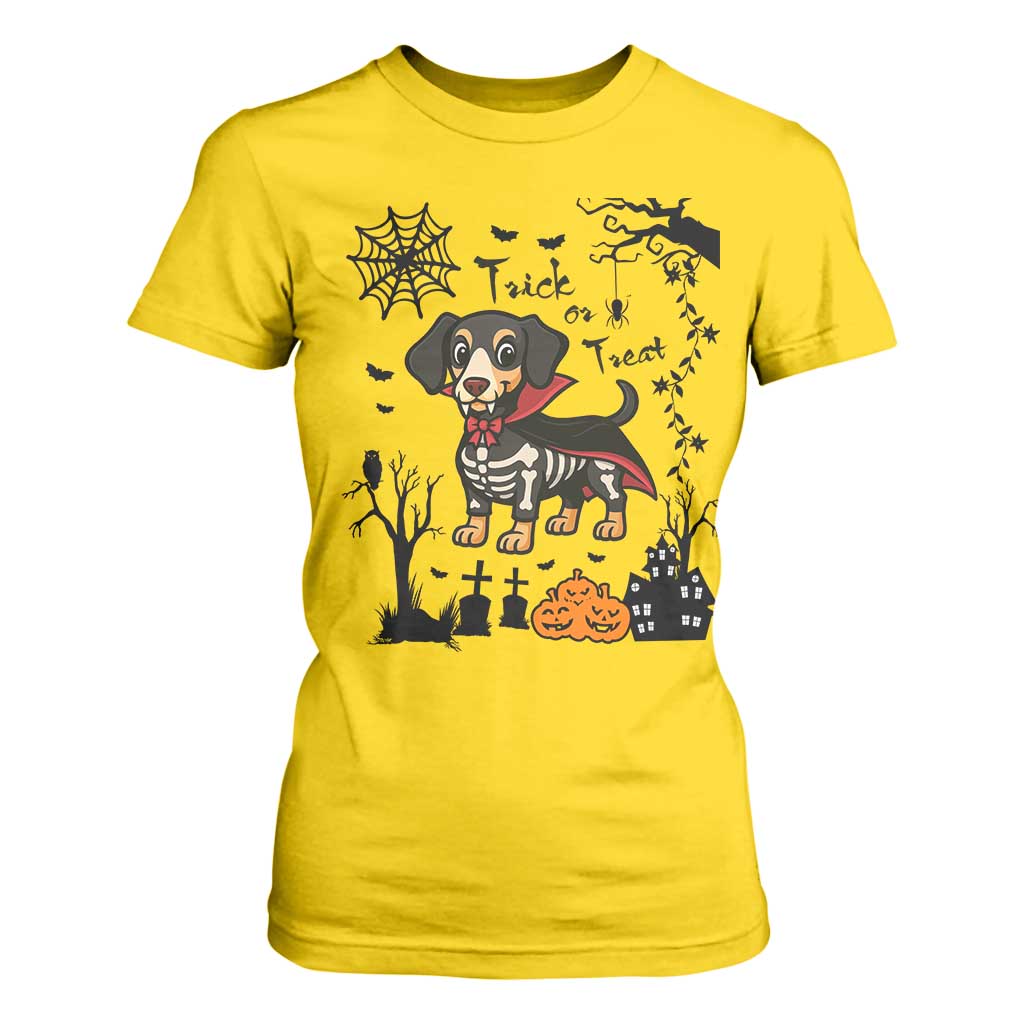 Funny Halloween Gift T Shirt For Women Trick Or Treat With My Dachshund Dracula TS12 Daisy Print Your Wear