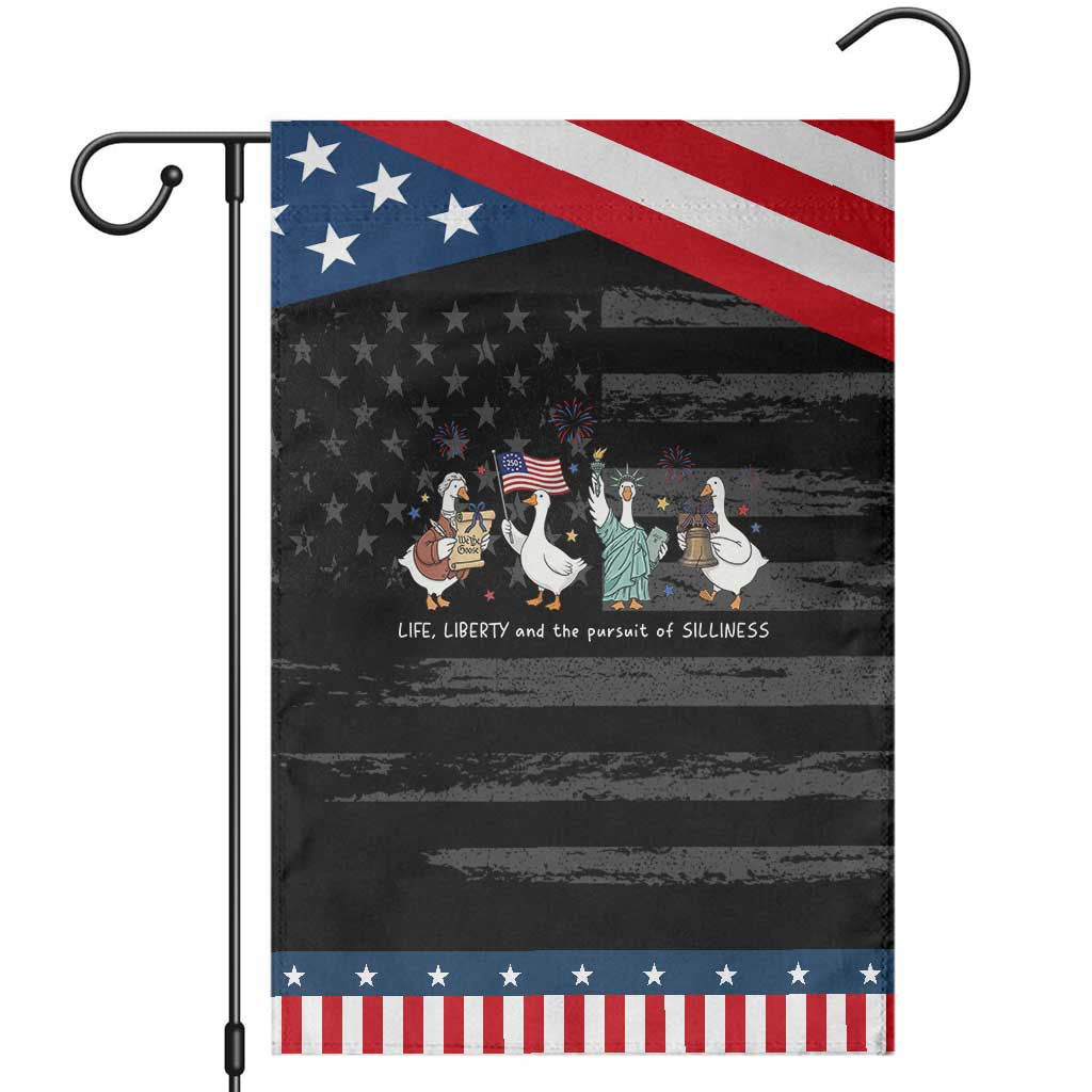 Funny Patriotic Goose Life Liberty Silliness Garden Flag America 250th Anniversary TS12 Distressed Black Blue Print Your Wear