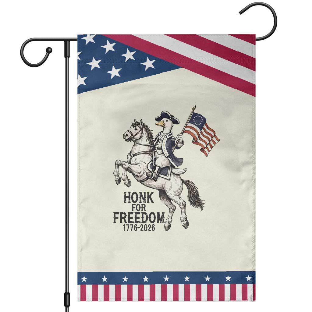 Funny Patriotic Goose Cowboy Garden Flag Honk For Freedom TS12 Modern Beige Blue Print Your Wear
