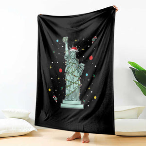Statue Of Liberty Six Seven Meme Throw Blanket Gen Alpha 67 Trend Christmas Gift TS12 Print Your Wear