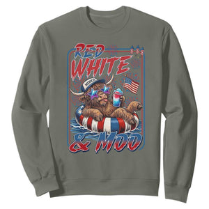 Funny Highland Cow Pool Party 4th Of July Sweatshirt Red White And Moo