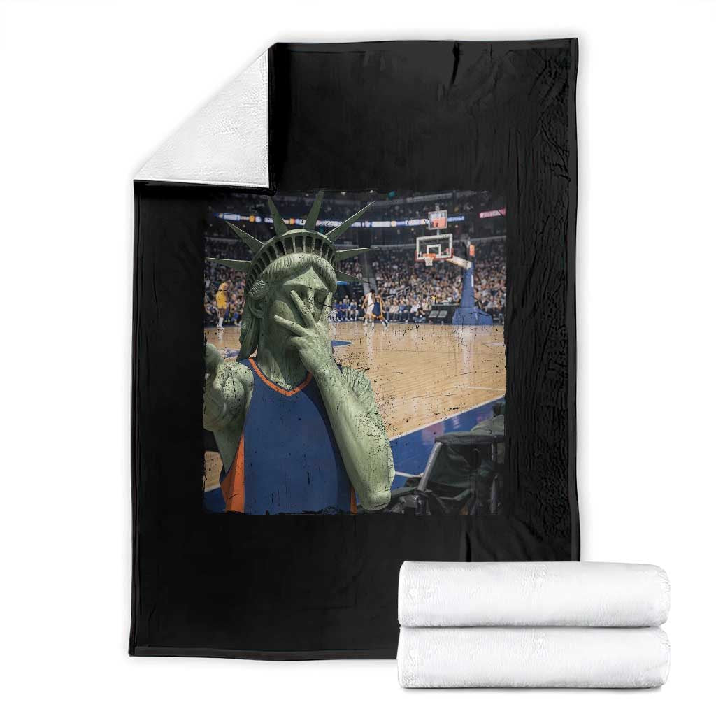 Funny Statue Of Liberty Basketball Selfie Graphic Throw Blanket