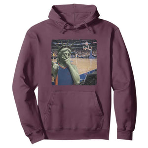 Funny Statue Of Liberty Basketball Selfie Graphic Hoodie