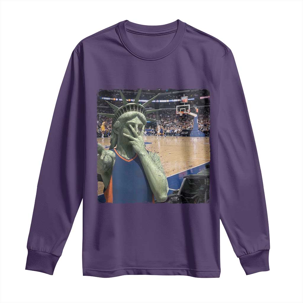 Funny Statue Of Liberty Basketball Selfie Graphic Long Sleeve Shirt