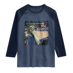Funny Statue Of Liberty Basketball Selfie Graphic Raglan Shirt