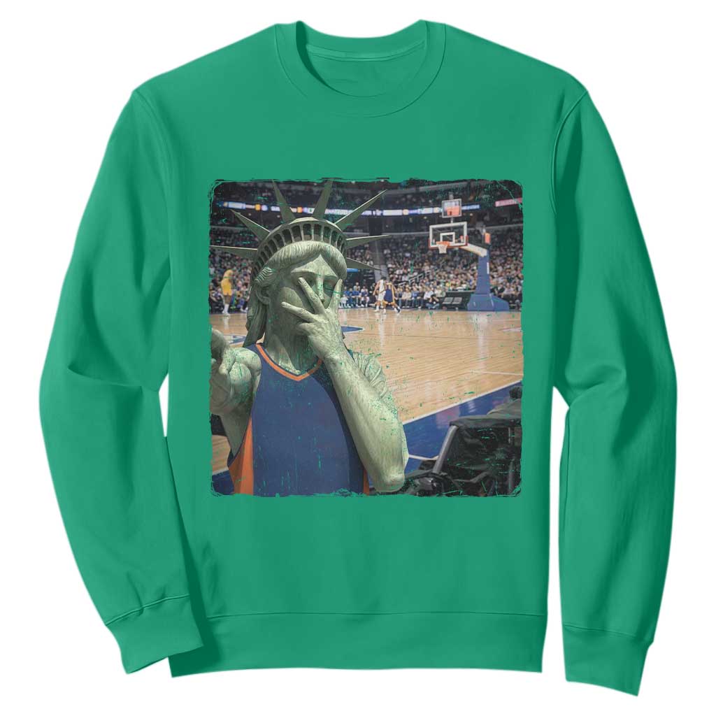 Funny Statue Of Liberty Basketball Selfie Graphic Sweatshirt TS12 Irish Green Print Your Wear