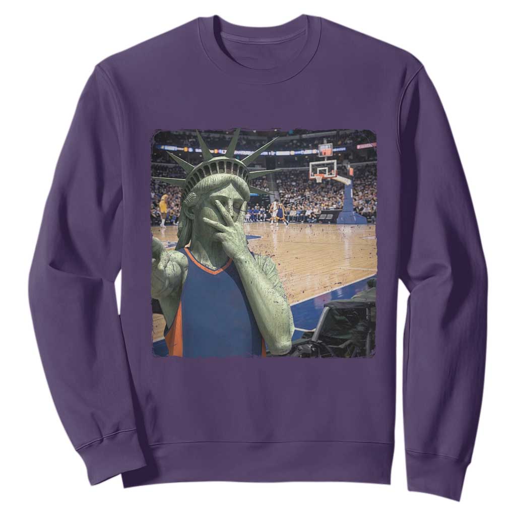 Funny Statue Of Liberty Basketball Selfie Graphic Sweatshirt TS12 Purple Print Your Wear