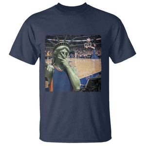 Funny Statue Of Liberty Basketball Selfie Graphic T Shirt