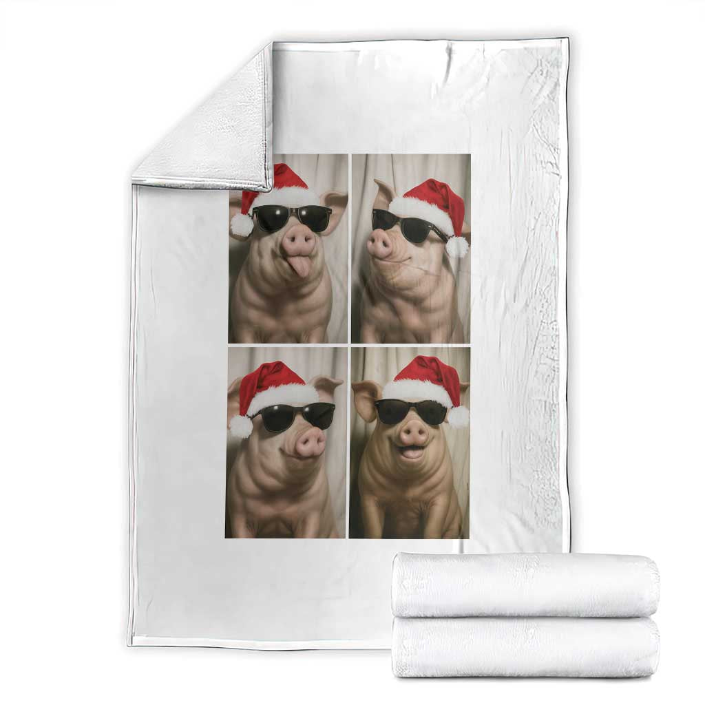 Cute Pig Christmas Selfie Throw Blanket Funny Holiday Photobooth Gift TS12 White Print Your Wear