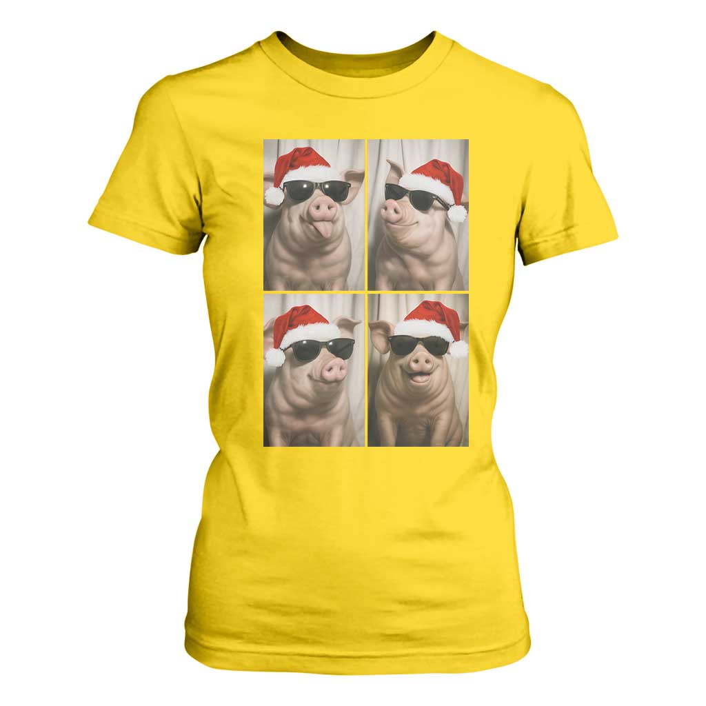 Cute Pig Christmas Selfie T Shirt For Women Funny Holiday Photobooth Gift TS12 Daisy Print Your Wear