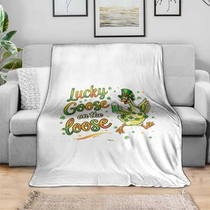 Retro Clover Duck Throw Blanket Lucky Goose On The Loose TS12 Print Your Wear