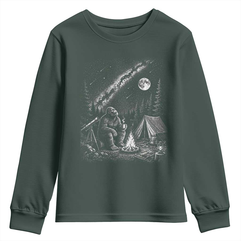 Bigfoot Camping Under Meteor Showers Youth Sweatshirt Stargazer Gift