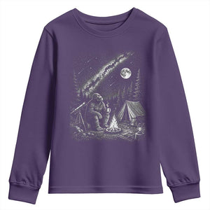 Bigfoot Camping Under Meteor Showers Youth Sweatshirt Stargazer Gift