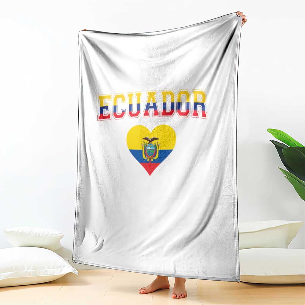 Vintage Ecuador Flag Heart Throw Blanket Proud Ecuadorian Heritage Gift
