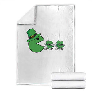 St Patricks Day Retro Gamer Eating Shamrock Lucky Gift Throw Blanket TS12 White Print Your Wear