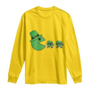 St Patricks Day Retro Gamer Eating Shamrock Lucky Gift Long Sleeve Shirt TS12 Daisy Print Your Wear