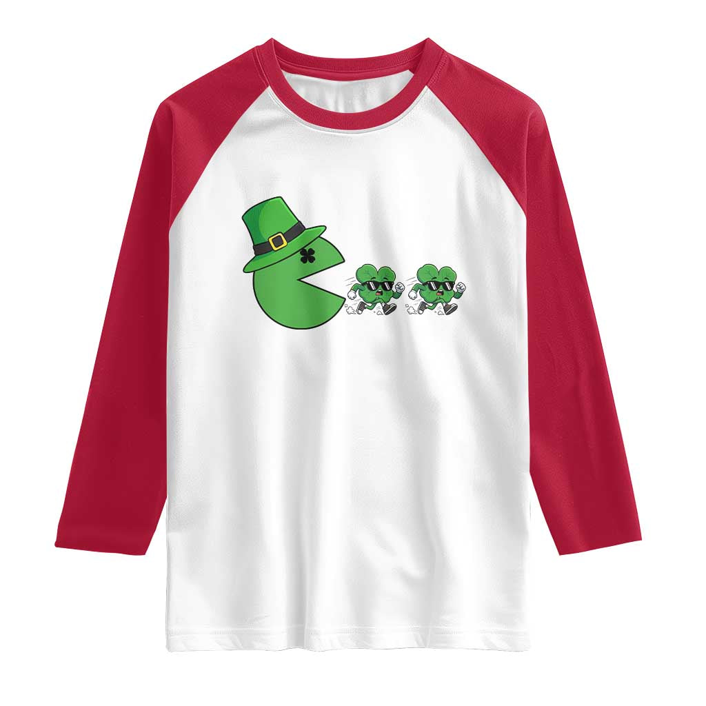 St Patricks Day Retro Gamer Eating Shamrock Lucky Gift Raglan Shirt TS12 White Red Print Your Wear