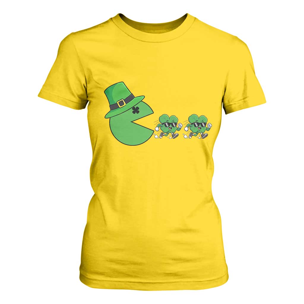 St Patricks Day Retro Gamer Eating Shamrock Lucky Gift T Shirt For Women TS12 Daisy Print Your Wear