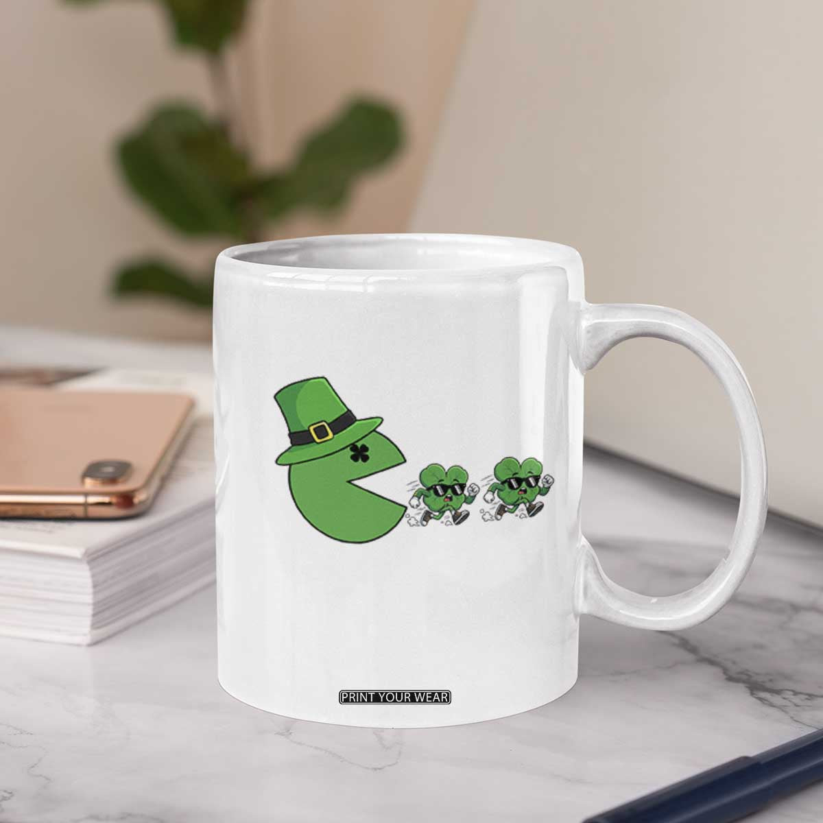 St Patricks Day Retro Gamer Eating Shamrock Lucky Gift Coffee Mug TS12 Print Your Wear
