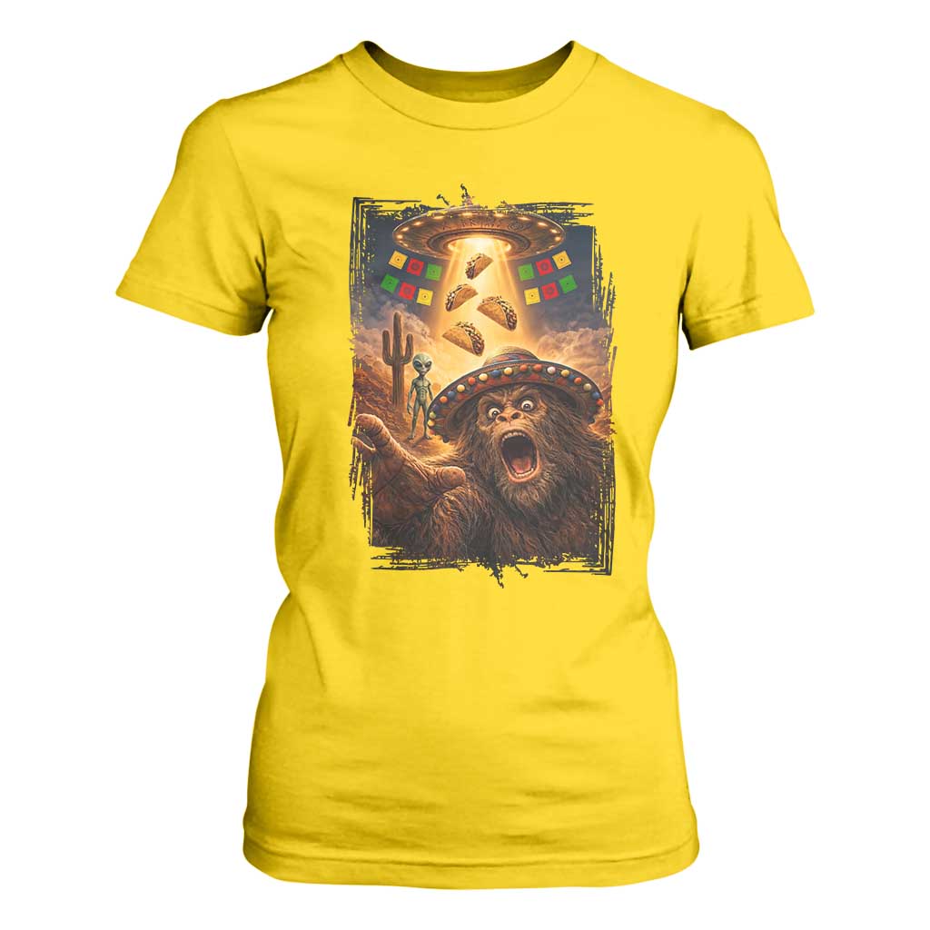 Funny Bigfoot Alien Selfie T Shirt For Women Cinco De Mayo Party Gift TS12 Daisy Print Your Wear