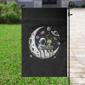 Funny Bookworm In Space Garden Flag Cute Astronaut And Alien Reading TS12 Print Your Wear