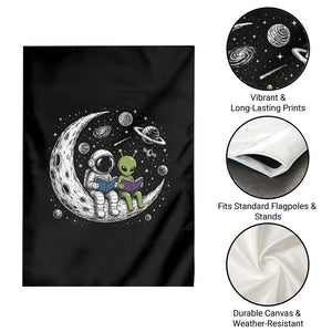 Funny Bookworm In Space Garden Flag Cute Astronaut And Alien Reading TS12 Print Your Wear