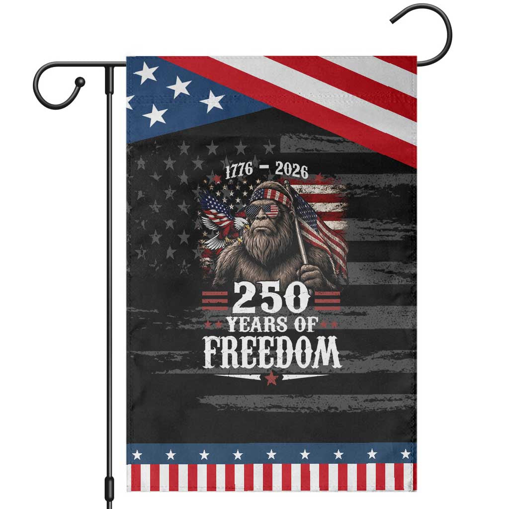 Bigfoot 250 Years Of Freedom Patriotic Garden Flag Sasquatch Lover TS12 Distressed Black Blue Print Your Wear