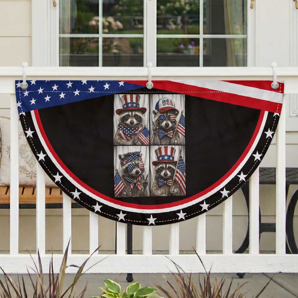 Funny Raccoon Selfie Patriotic Fan Flag USA Flag Red White And Blue Graphic