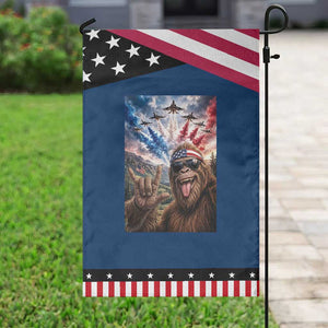 Patriotic Bigfoot 4th Of July Selfie Patriotic Garden Flag Funny USA Freedom Jet Fighter Graphic