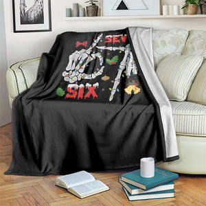 Six And Seven Meme Skeleton Throw Blanket Funny Trendy Christmas Party Gift - Print Your Wear