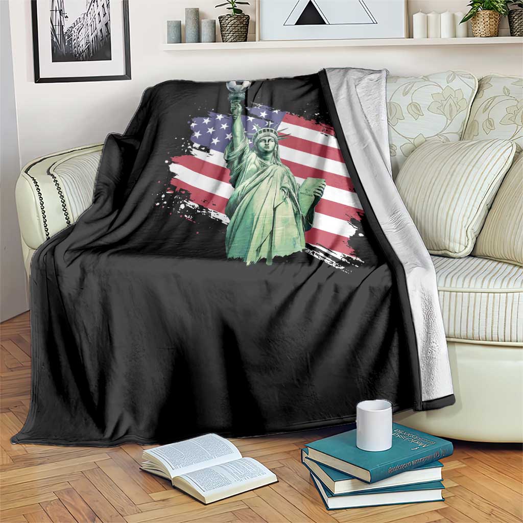 Statue Of Liberty Soccer Lover Throw Blanket New Yorker Fan Gift TS12 Print Your Wear