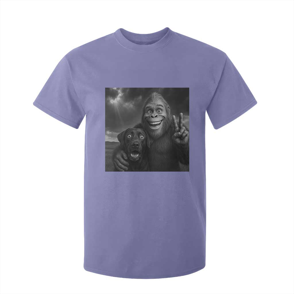 Cute Labrador Selfie With Bigfoot T Shirt For Kid Funny Cryptid TS12 Violet Print Your Wear