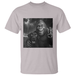 Cute Labrador Selfie With Bigfoot T Shirt Funny Cryptid TS12 Ice Gray Print Your Wear