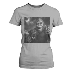 Cute Labrador Selfie With Bigfoot T Shirt For Women Funny Cryptid TS12 Sport Gray Print Your Wear