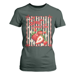 Striped Summer Strawberry T Shirt For Women Preppy Beach Vibes Graphic