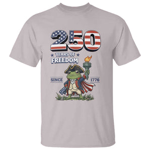 Patriotic Frog Raising The Torch T Shirt 250 Years Of Freedom TS12 Ice Gray Print Your Wear