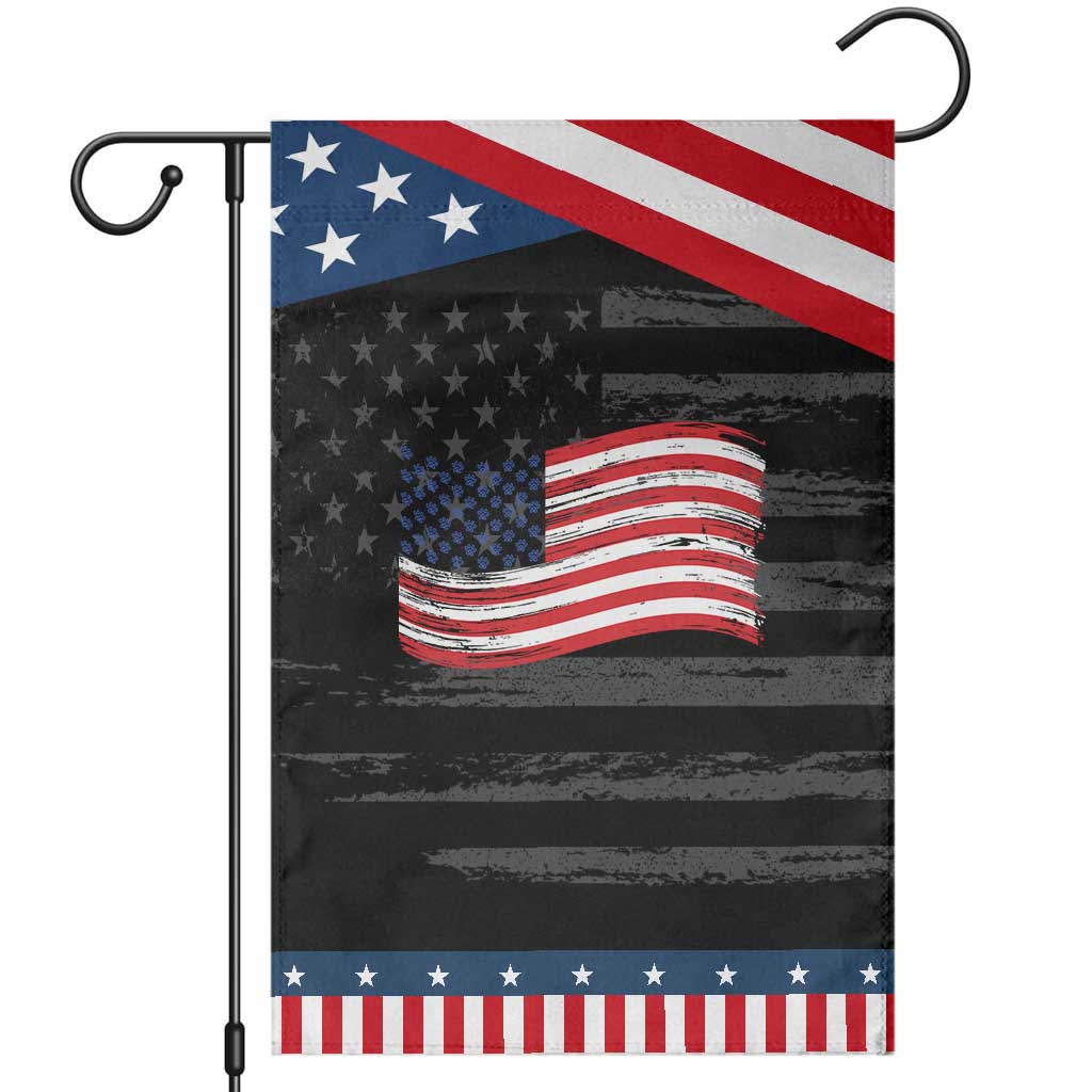 Vintage Patriotic American Flag Dog And Cat Paw Garden Flag Gift For Pet Lover TS12 Distressed Black Blue Print Your Wear