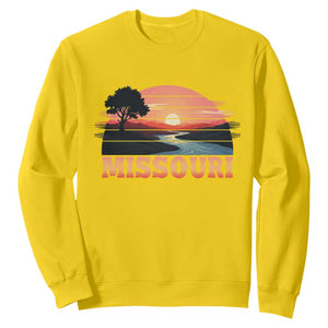 Vintage Missouri Outdoors Sweatshirt Midwest Nature Landscape TS12 Daisy Print Your Wear