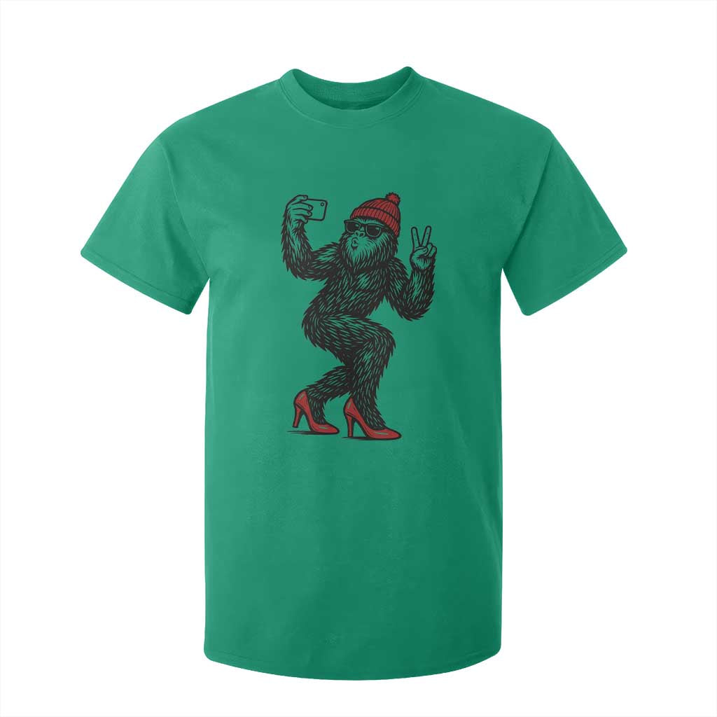Funny Sexy Bigfoot Selfie T Shirt For Kid Sasquatch Lover Gift TS12 Irish Green Print Your Wear