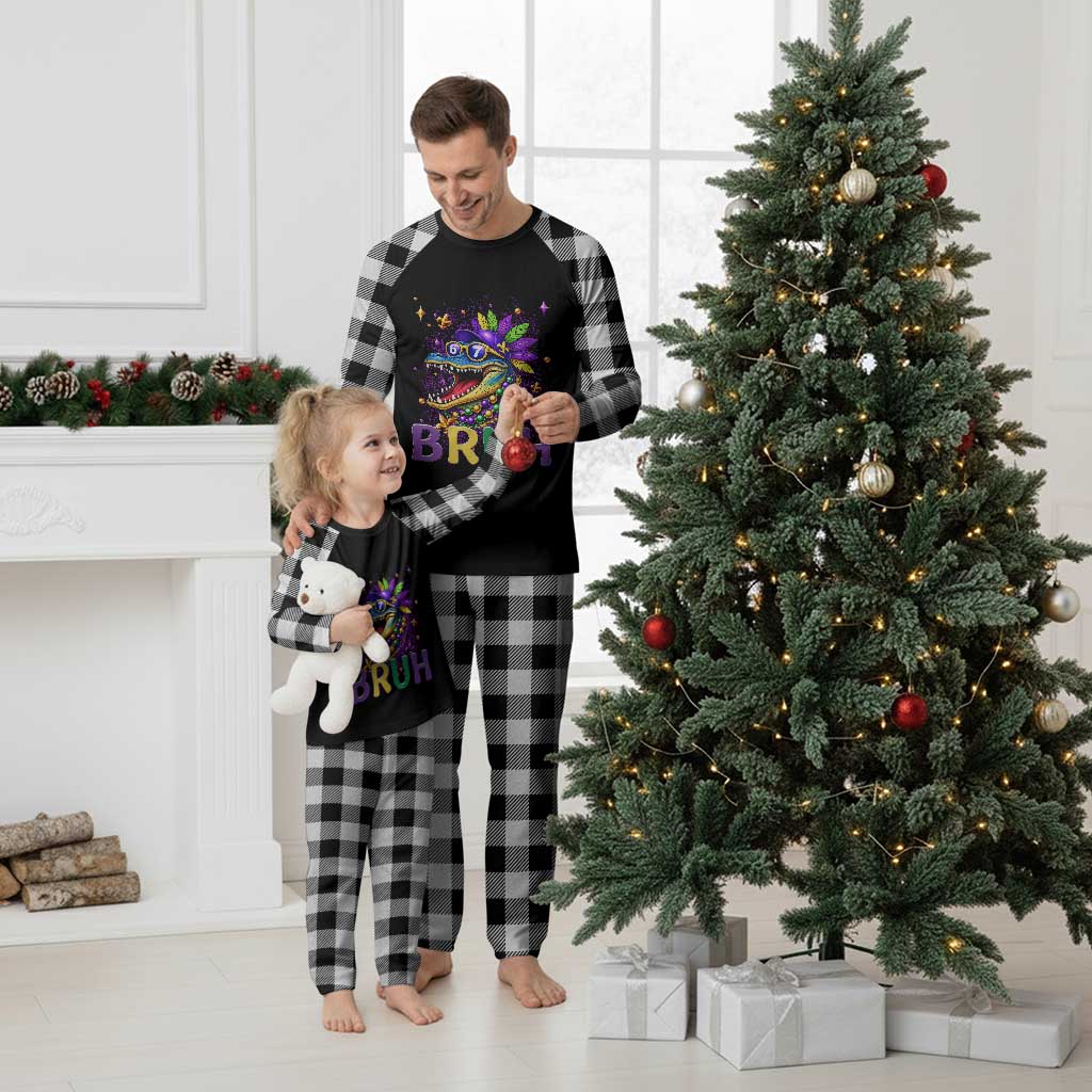 67 Mardi Gras Plaid Pajama Set Funny Alligator Six Seven Bruh Meme TS14 White Plaid Print Your Wear
