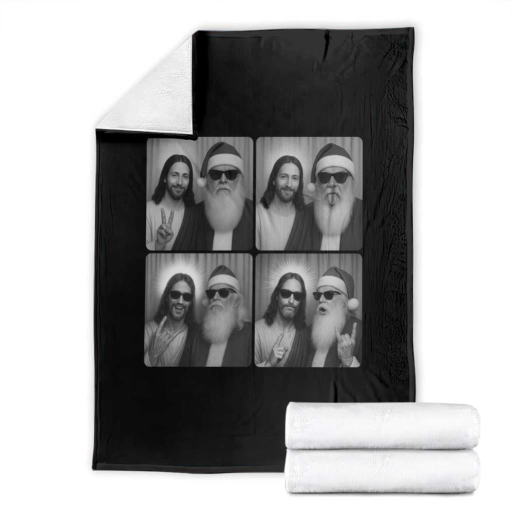 Funny Bigfoot Photobooth Christmas Throw Blanket Sasquatch Jesus Christian Xmas TS14 Black Print Your Wear