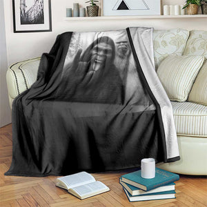 Bigfoot Selfie Christmas Throw Blanket Sasquatch Yeti Rock On Hand TS14 Print Your Wear