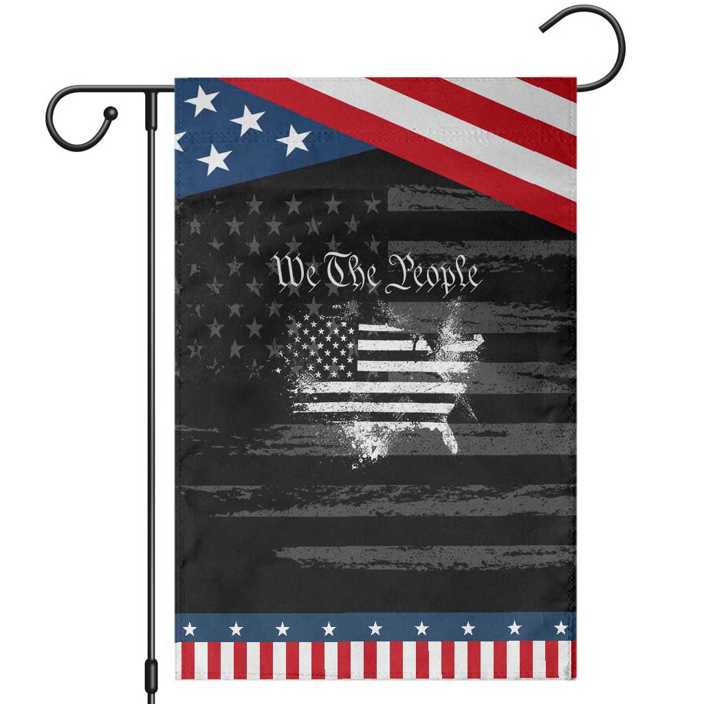 We The People Garden Flag Vintage Grunge American Flag 4th of July 1776 TS14 Distressed Black Blue Print Your Wear