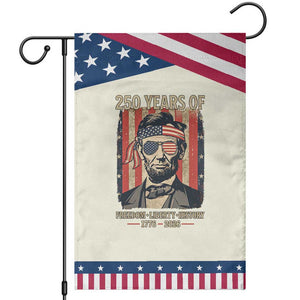 Abraham Lincoln Freedom Retro Garden Flag 250 Years of Freedom Liberty History TS14 Modern Beige Blue Print Your Wear