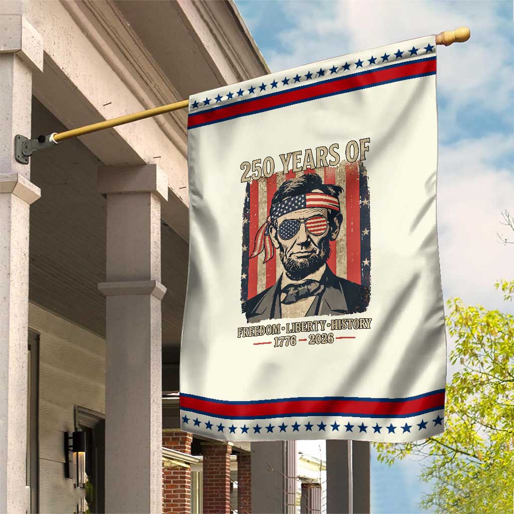 Abraham Lincoln Freedom Retro Garden Flag 250 Years of Freedom Liberty History TS14 Modern Beige Red Print Your Wear