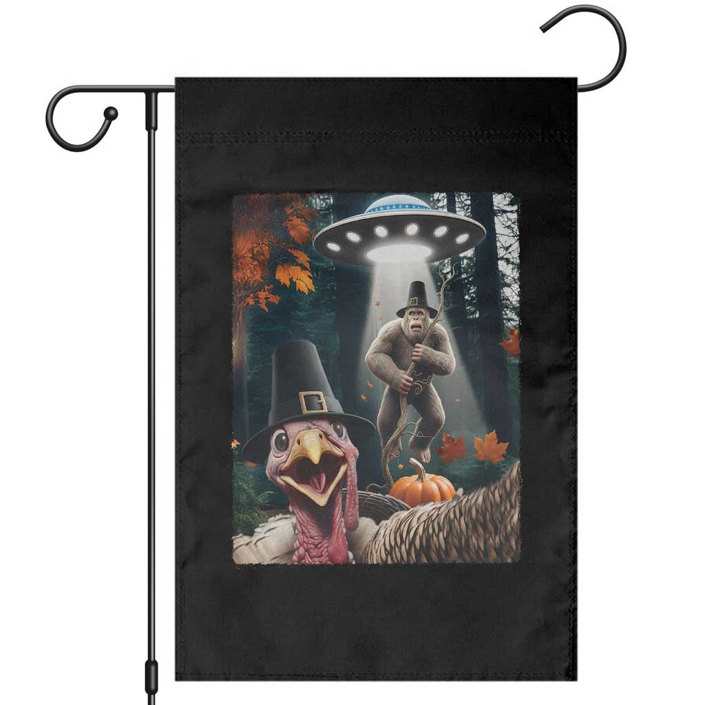Thanksgiving Funny Bigfoot Turkey Selfie Garden Flag TS14 Black Print Your Wear